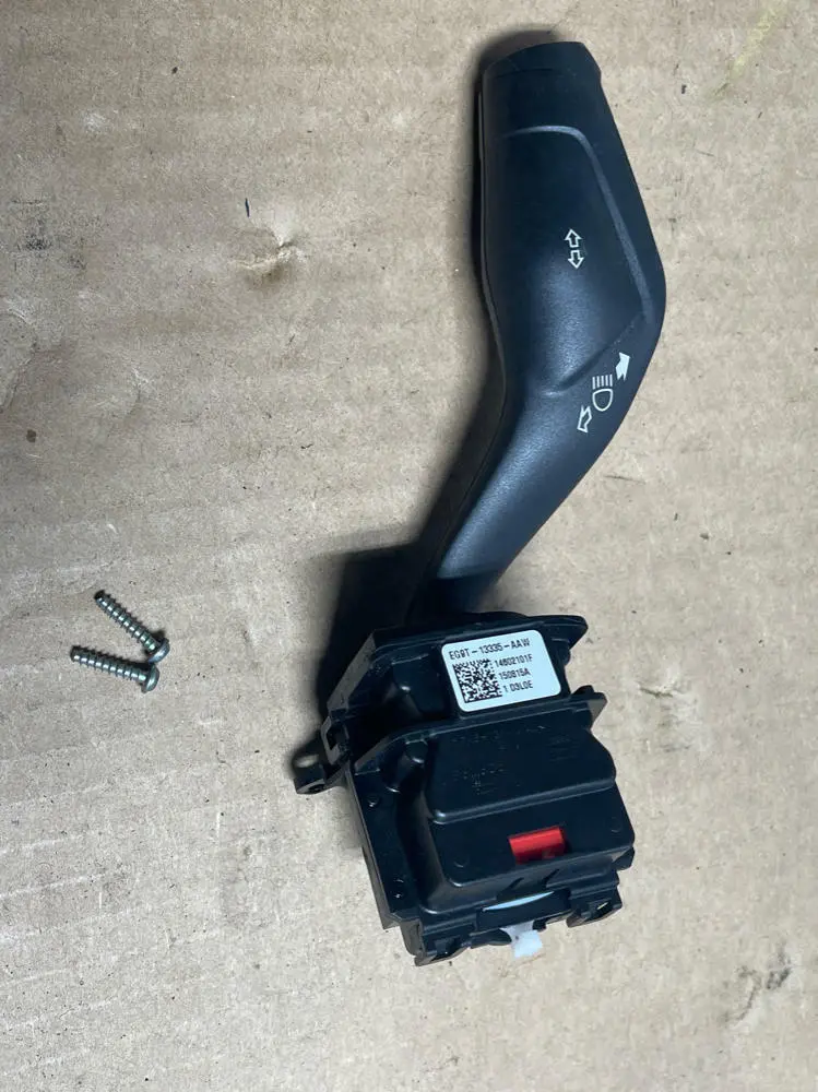 2015-17 Ford Mustang Turn Signal & High Beam Stalk/Module 210 1