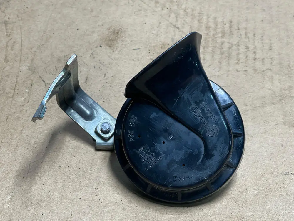 2004-06 Pontiac Gto Oem Horn 200 1