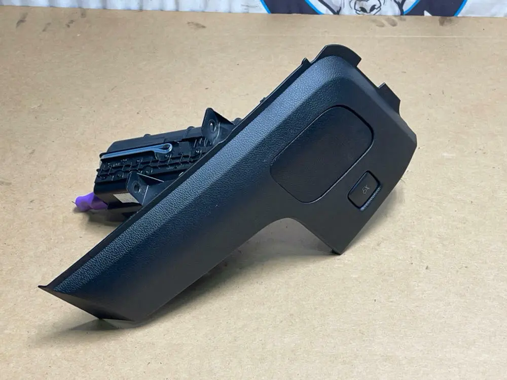 2018-23 Ford Mustang Gt Coin Storage Dash Left 207 1