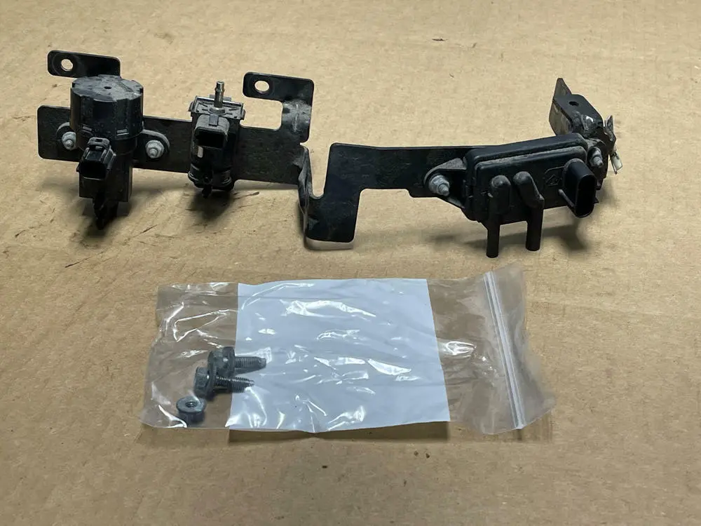 2003-04 Ford Mustang Svt Cobra Egr Acccessories 218 1