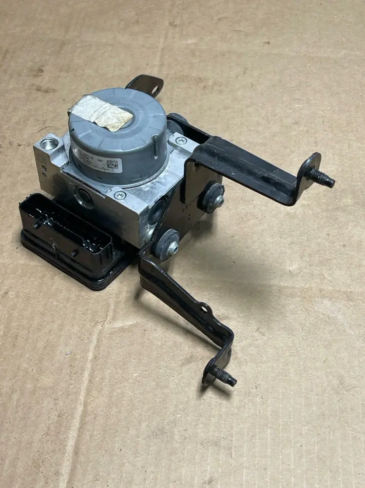 2018-23 Ford Mustang Gt Abs Module 207 1