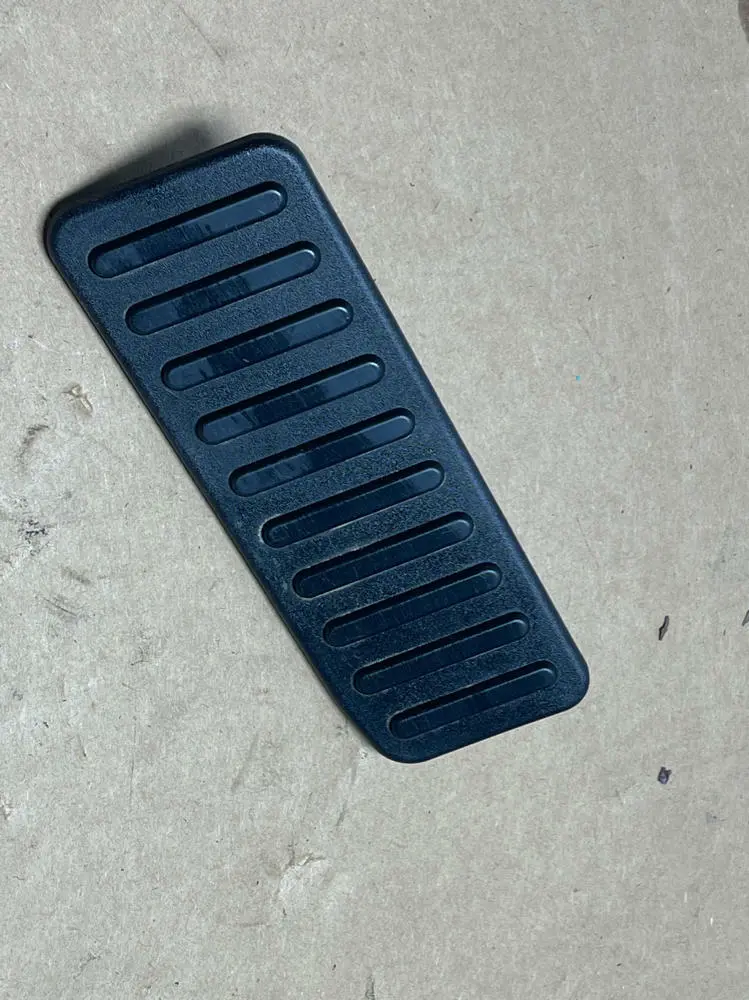 2018-23 Ford Mustang Dead Pedal 204 1
