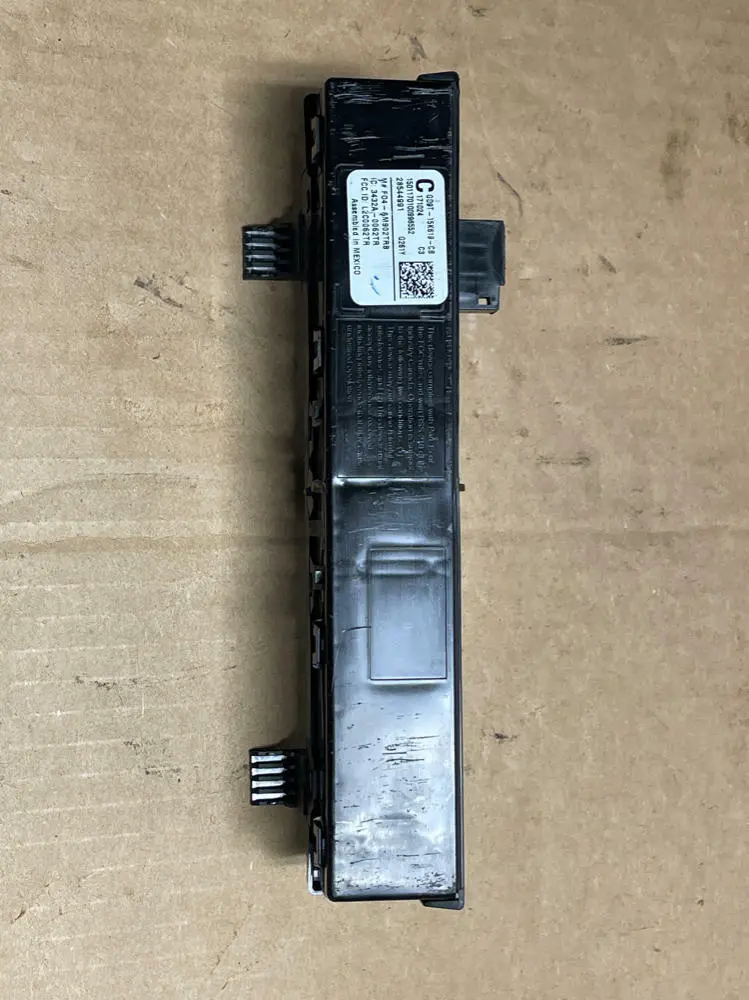 2018 Ford Mustang Gt Theft Control Module Gd9t-15K619-Cb 1