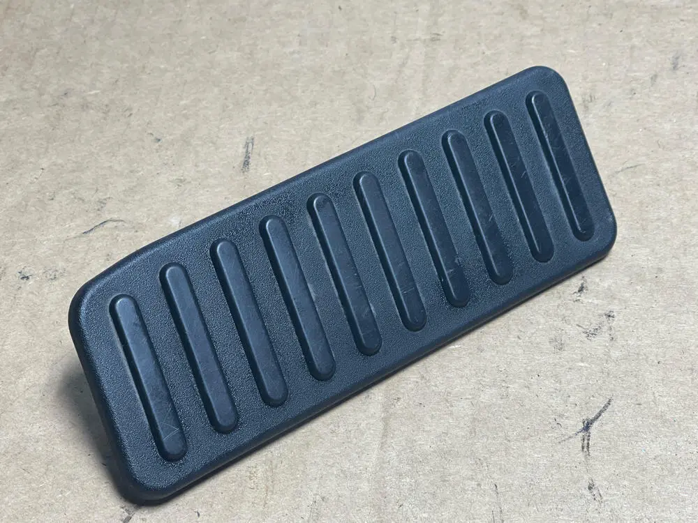 2018-23 Ford Mustang Gt Dead Pedal 207 1