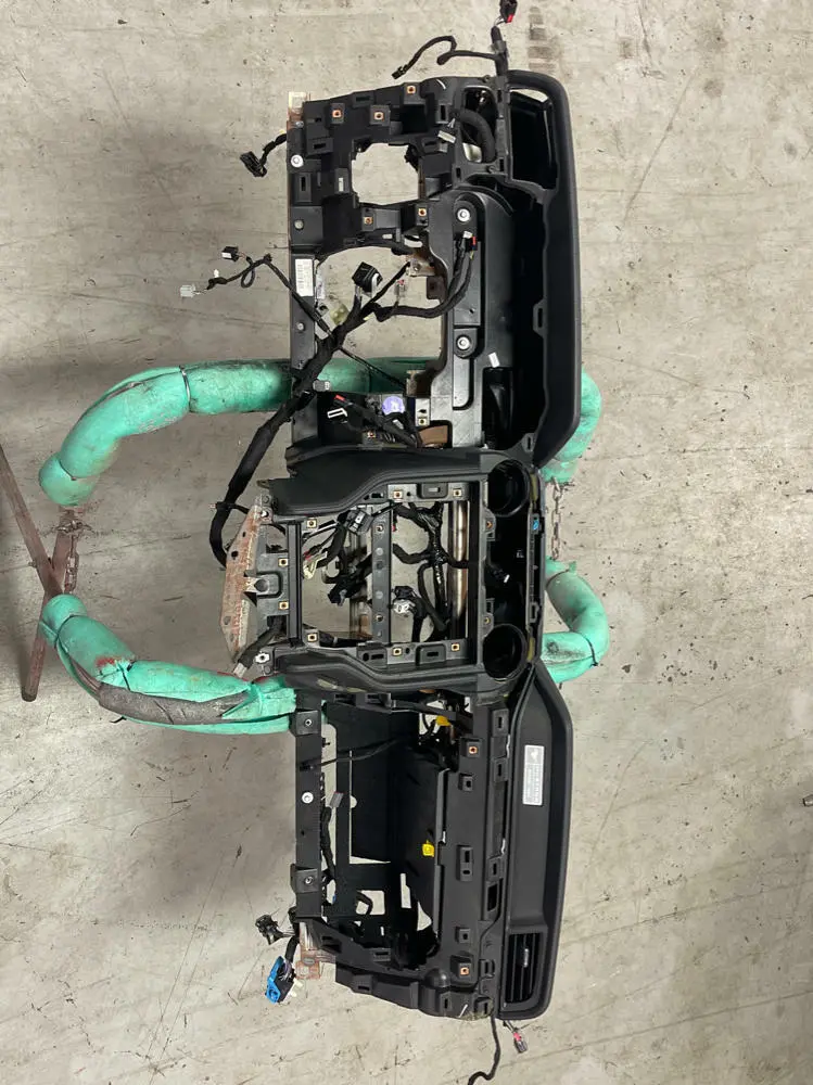 2015-17 Ford Mustang Dash Assembly W/ Harness 198 1