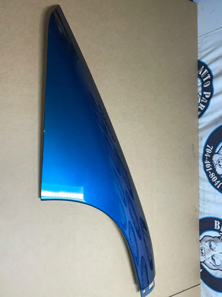 2004 Ford Mustang Svt Cobra Mystichrome Passenger C-Pillar Damage 220 1