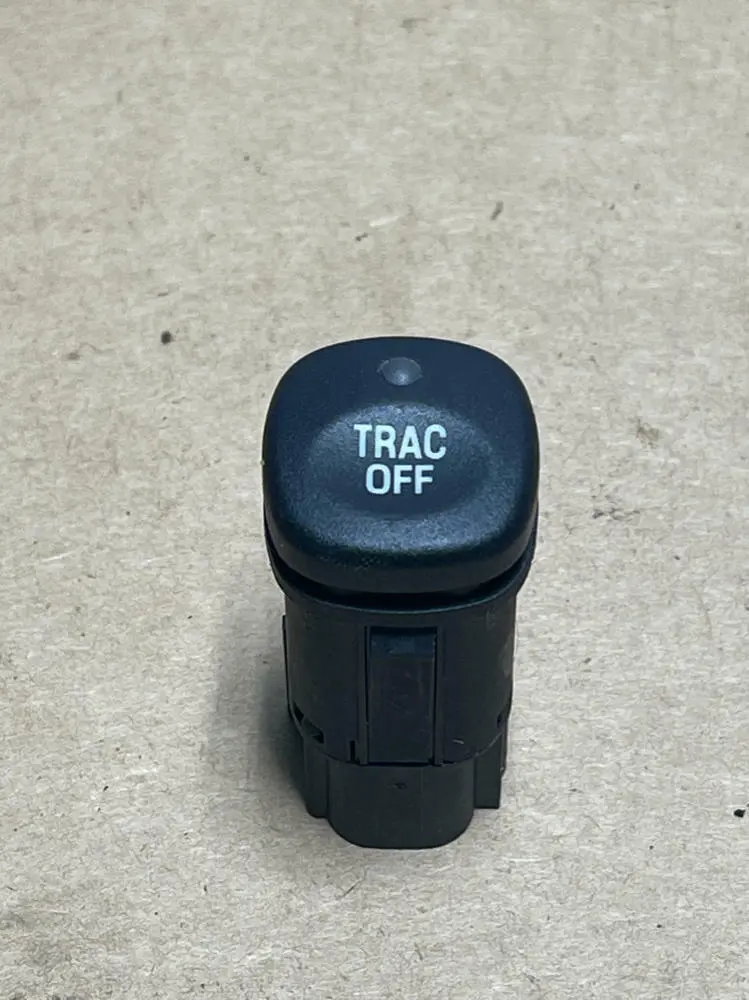 2003-04 Ford Mustang Svt Cobra Traction Control Button 220 1