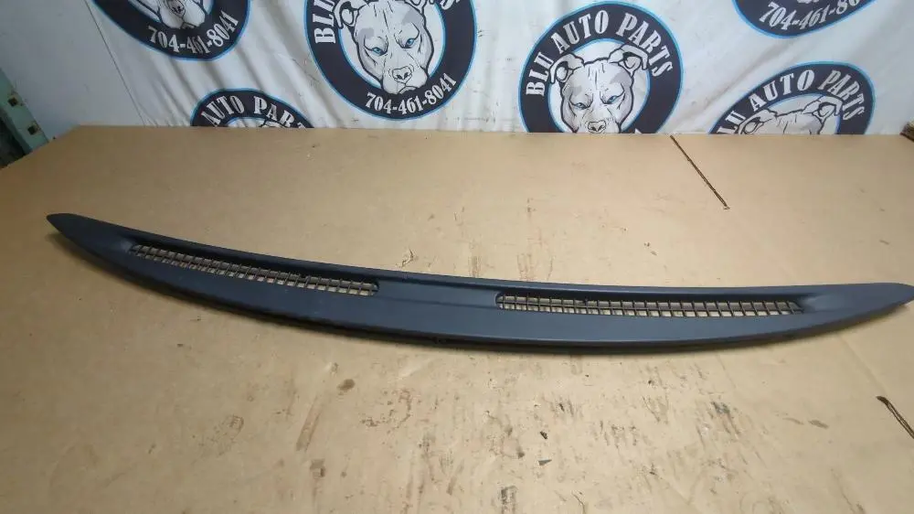 2003-04 Ford Mustang Svt Cobra Defroster Vent Panel 220 1