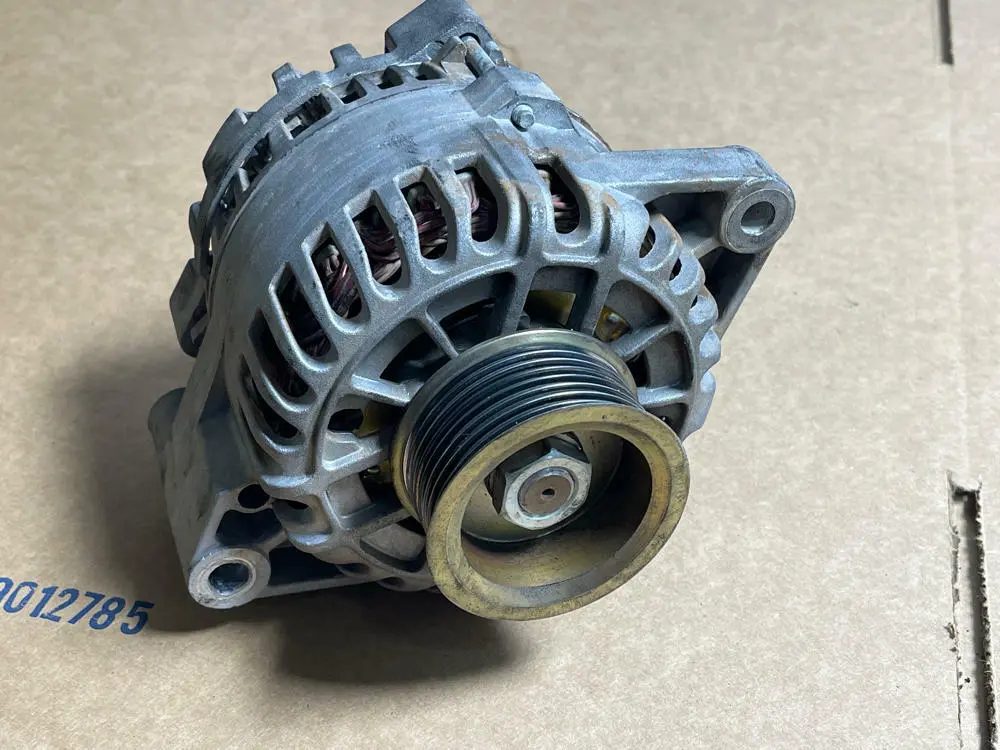 2003-04 Ford Mustang Svt Cobra Aftermarket Tyc Alternator 221 1