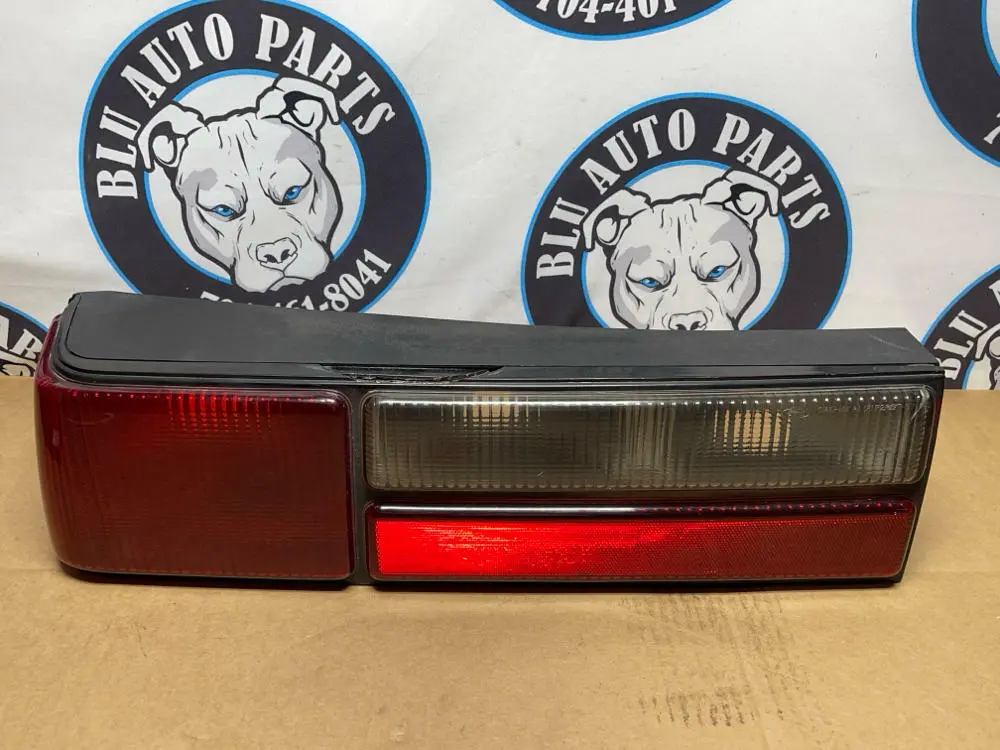 1987-93 Ford Mustang Gt Driver Lh Oem Rear Tail Light 201 1