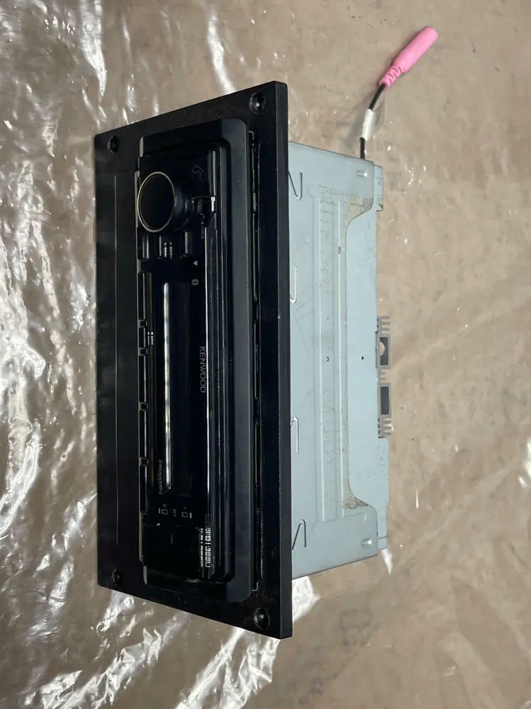 1987-93 Ford Mustang Gt Kenwood Kmm-Bt322u Headunit & Trim 201 2