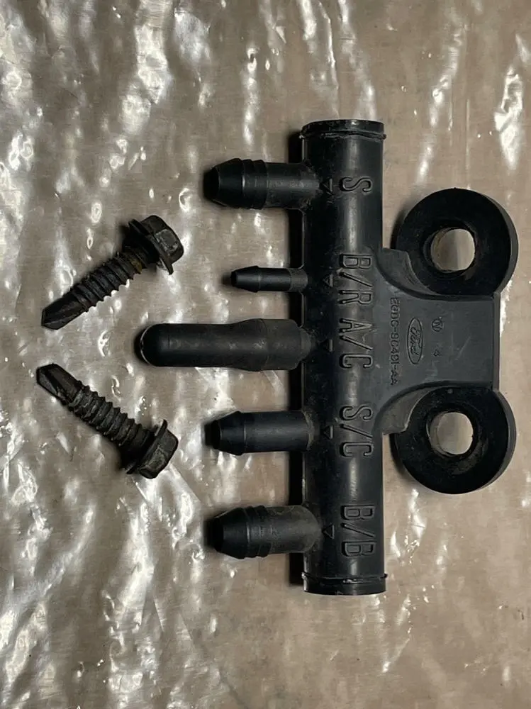 1987-93 Ford Mustang Gt Vaccum Tree 201 1
