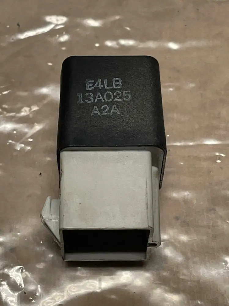 1987-93 Ford Mustang Gt Automatic Climate Control Relay 201 1