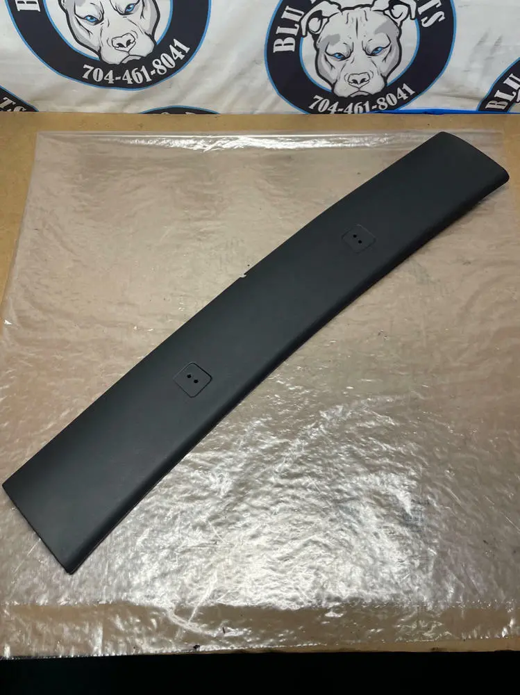 2003-04 Ford Mustang Svt Cobra Convertible Windsheild Trim 208 1
