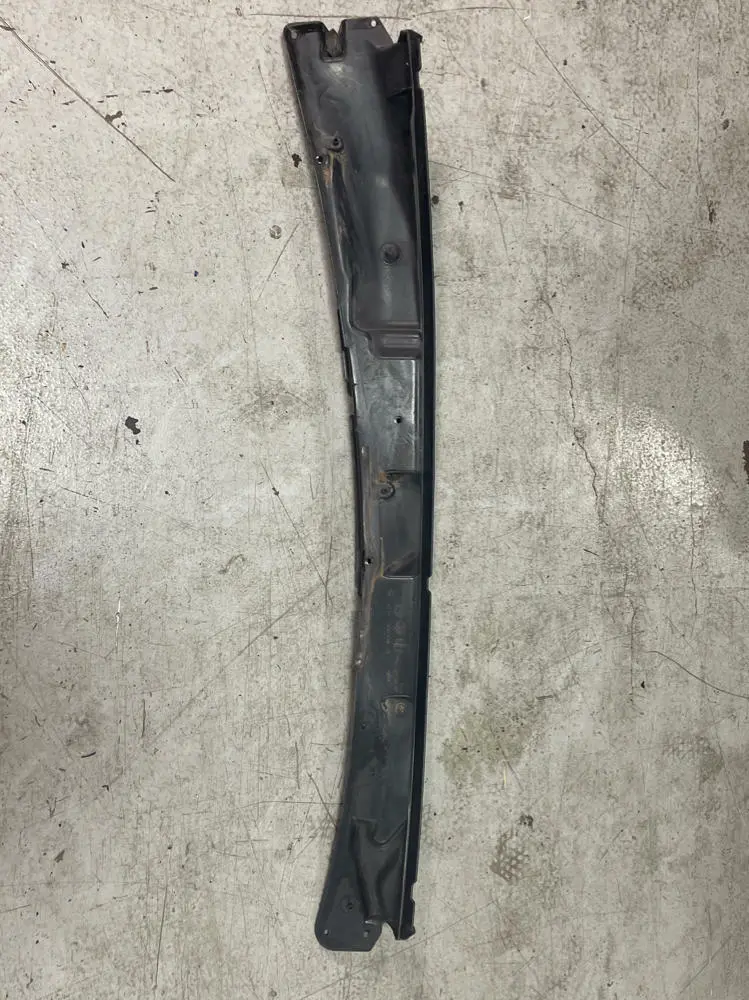 2003-04 Ford Mustang Svt Cobra Lower Wiper Cowl 208 1
