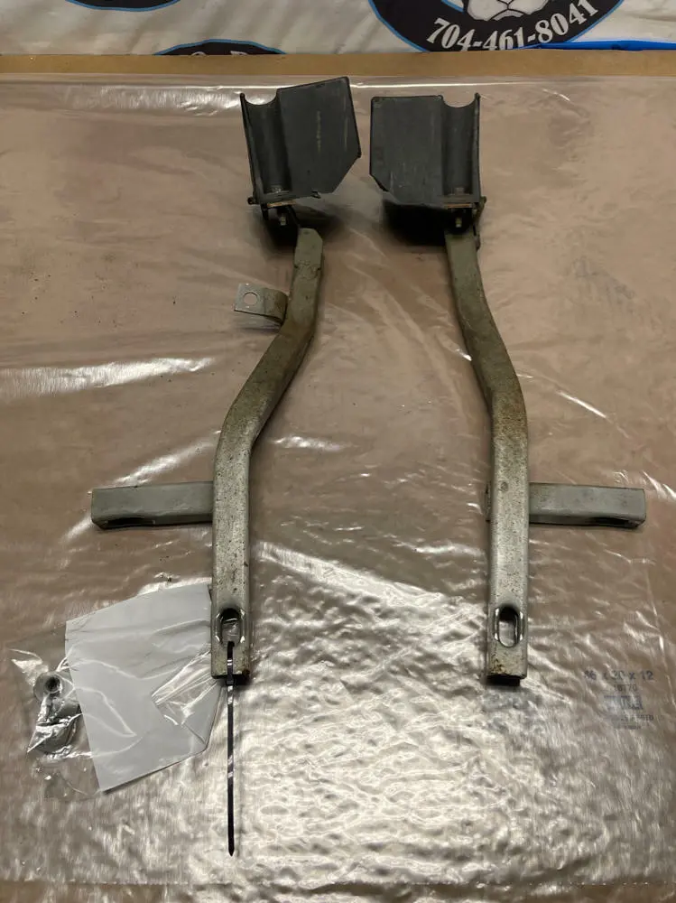 2003-04 Ford Mustang Svt Cobra Rear Bumper Crash Bar Brackets Pair 208 1
