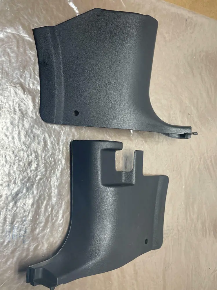 2003-04 Ford Mustang Svt Cobra Kick Panels Pair 208 1