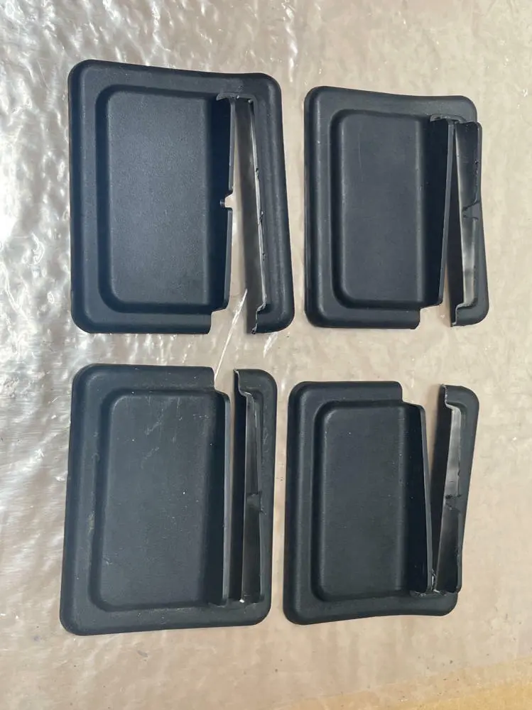 2003-04 Ford Mustang Svt Cobra Seat Bolt Covers Trim 208 1