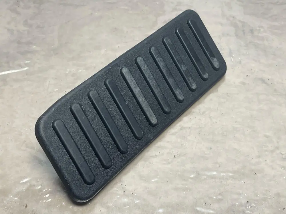 2015-23 Ford Mustang Dead Pedal 212 1