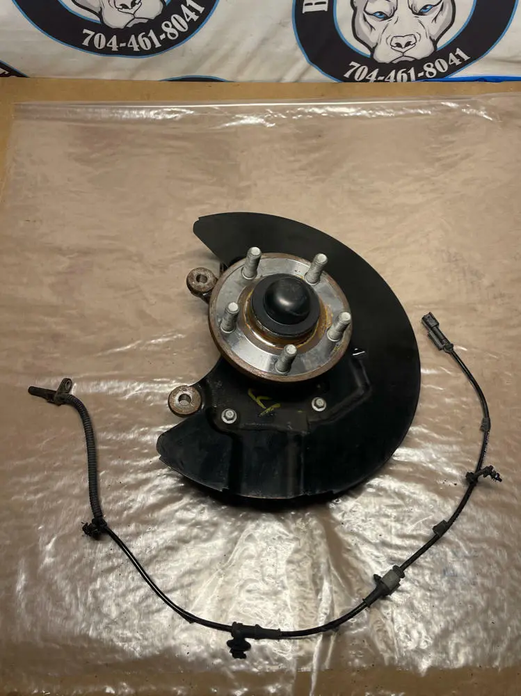 2018-23 Ford Mustang Front Passenger Rh Spindle V6 Gt 212 1