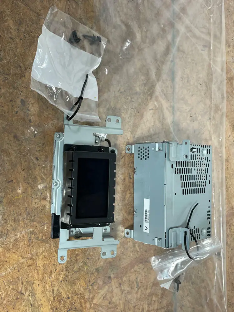 2018-23 Ford Mustang Gt Oem Radio Assembly 216 1