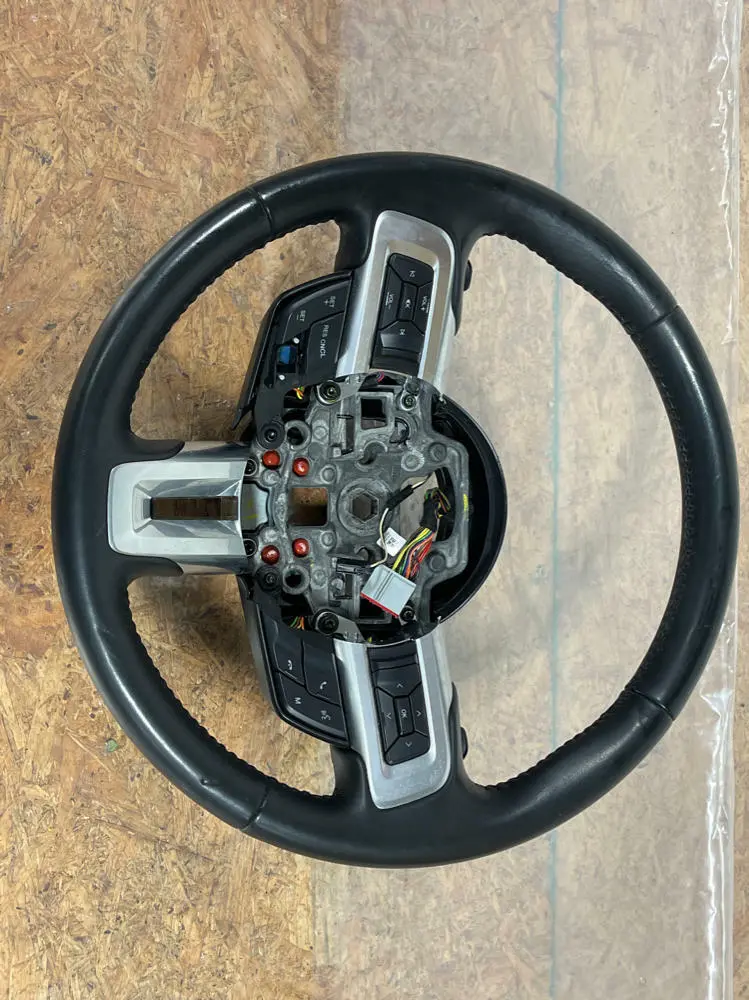 2015-23 Ford Mustang Gt S550 5.0 Leather Steering Wheel Oem Leather 216 1