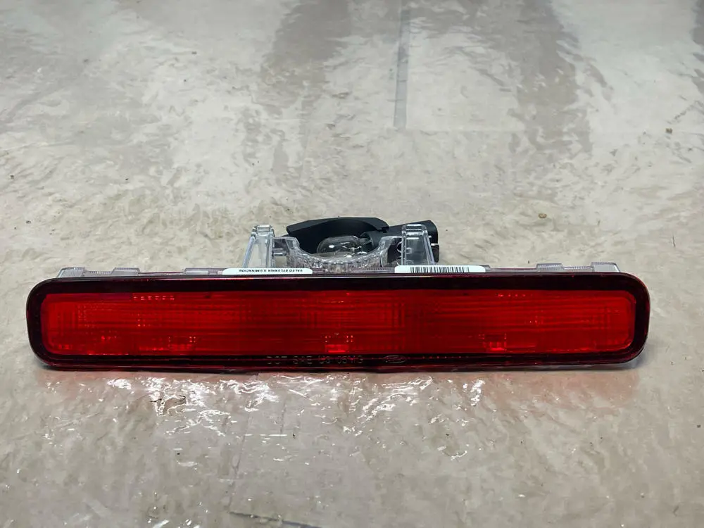 2007-09 Ford Mustang Gt500 Kr 1800 Miles Third Brake Light- Decklid 226 1