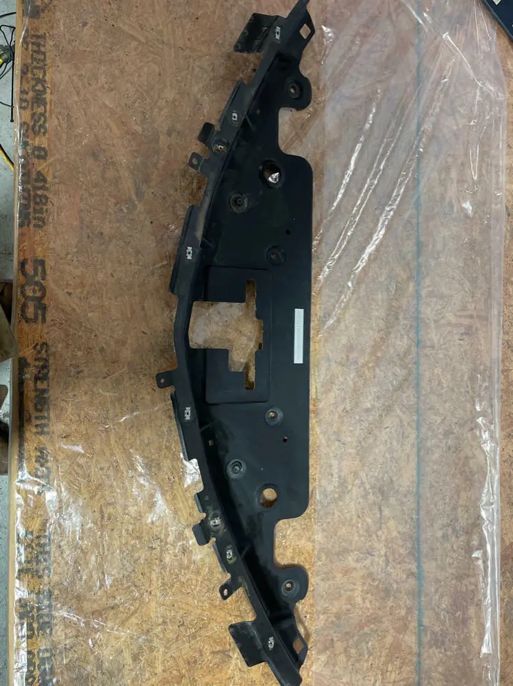 2016-23 Chevrolet Camaro Ss Chevy Performance Upper Radiator Panel 199 1