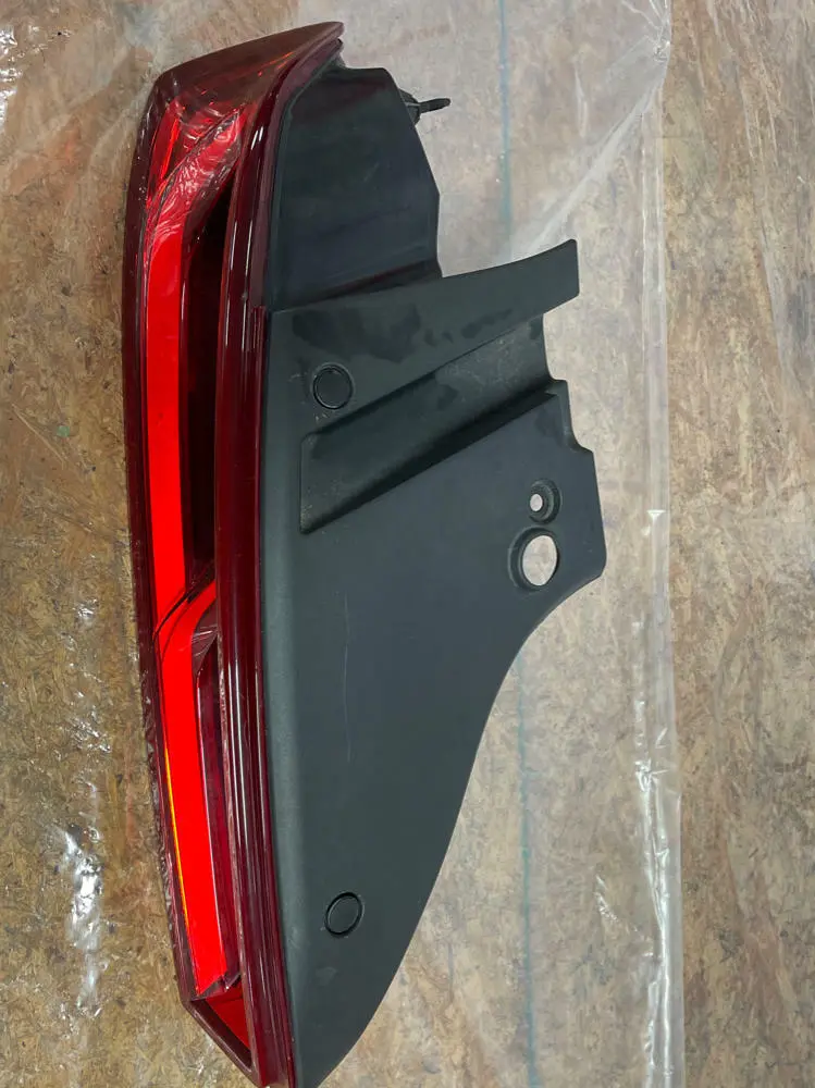 2016-23 Chevrolet Camaro Ss Lh Tail Light 199 2