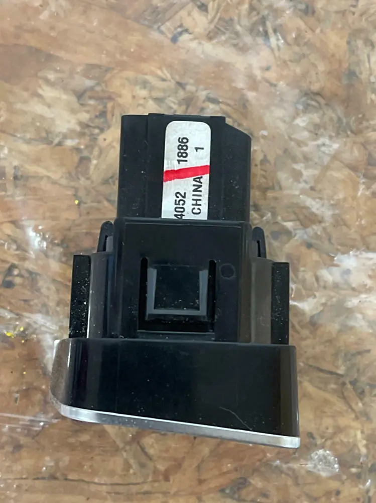 2016-23 Chevrolet Camaro Ss Start/Stop Button Assembly 199 2