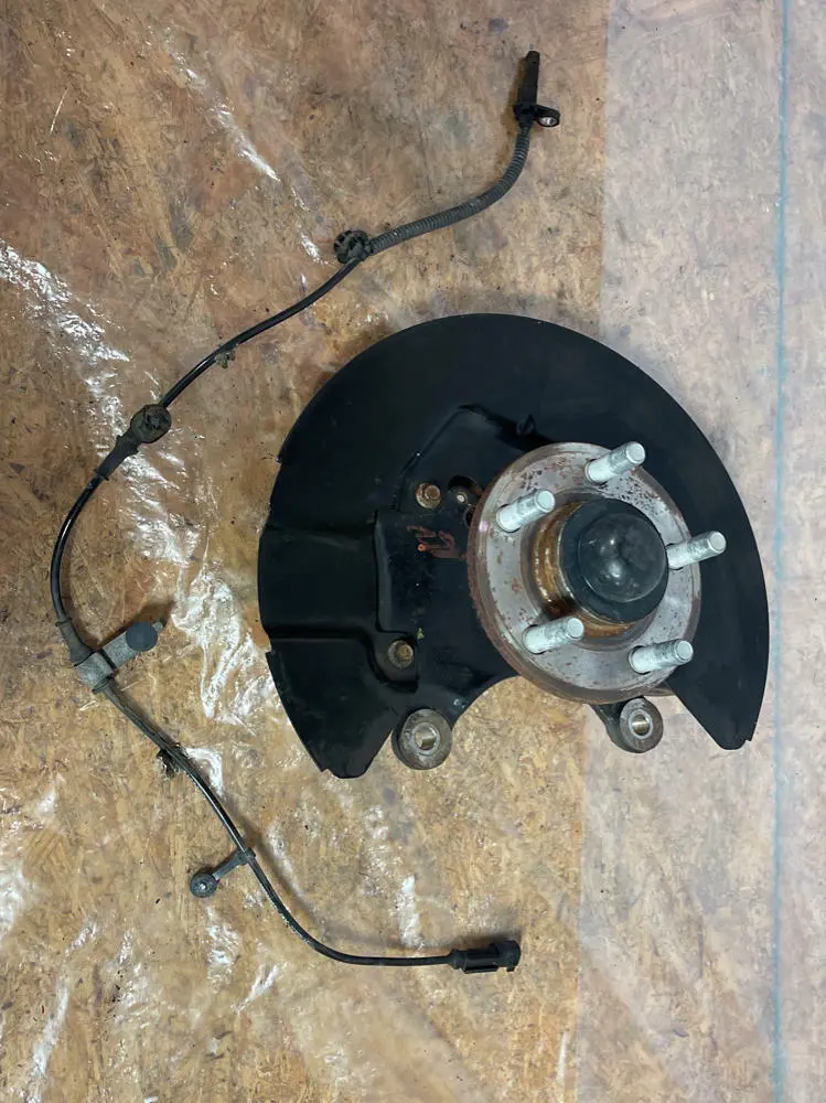 2015-17 Ford Mustang Gt Driver Front Lh Spindle 211 1