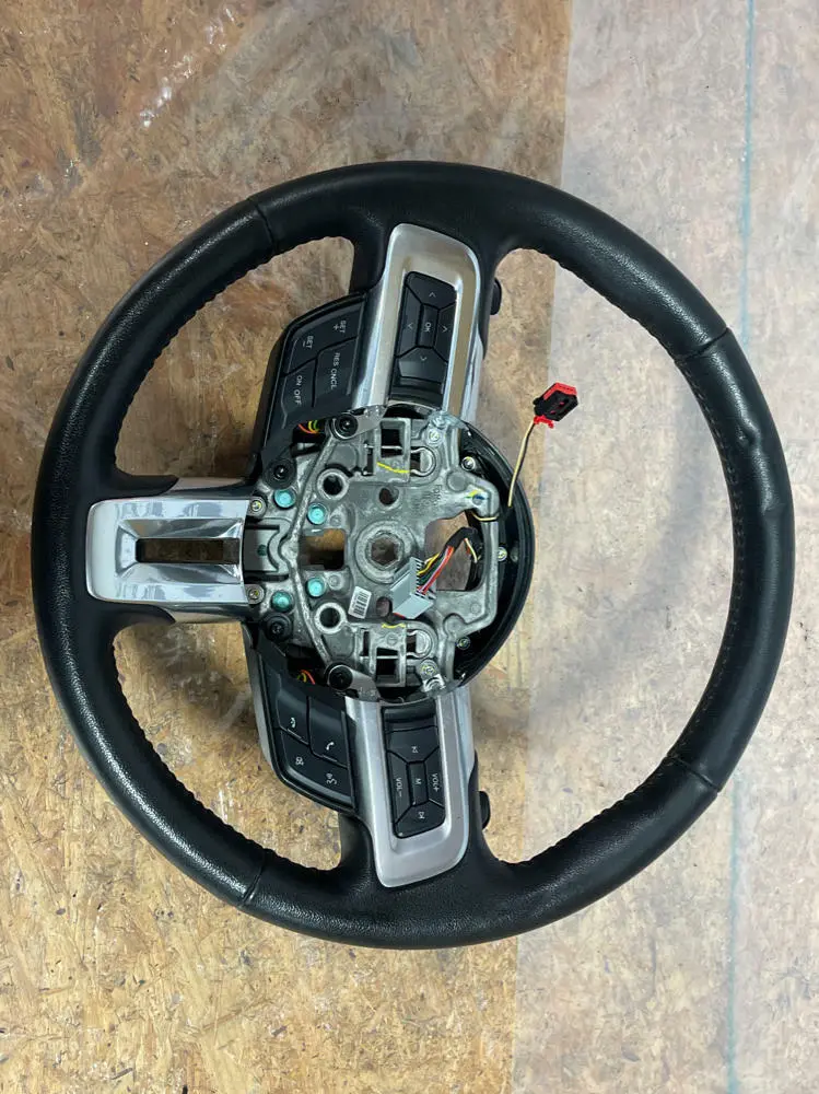 2015-17 Ford Mustang Gt 5.0 S550 Leather Steering Wheel 33K Miles 222 1