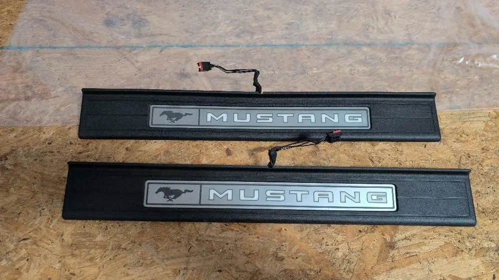 2018-23 Ford Mustang Gt Coyote Illuinated Door Sills 242 1