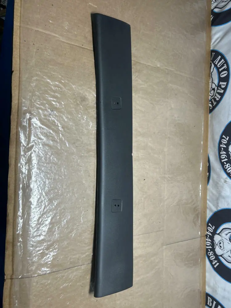2003-04 Ford Mustang Svt Cobra Upper Windsheild Trim- Convertible 252 1