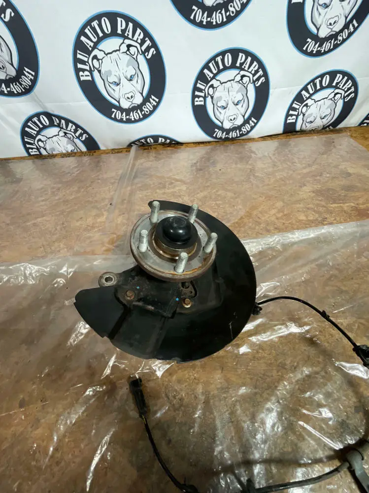 2018-23 Ford Mustang Gt 5.0 Front Right Spindle & Hub Low Miles 223 1