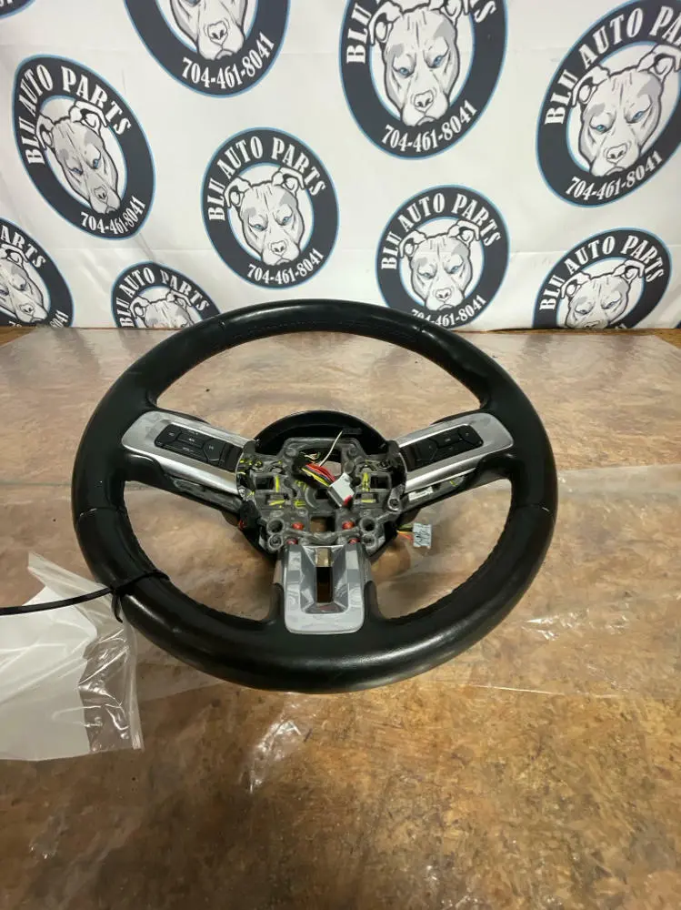 2015-23 Ford Mustang Gt S550 5.0 Leather Steering Wheel Oem Leather 223 1