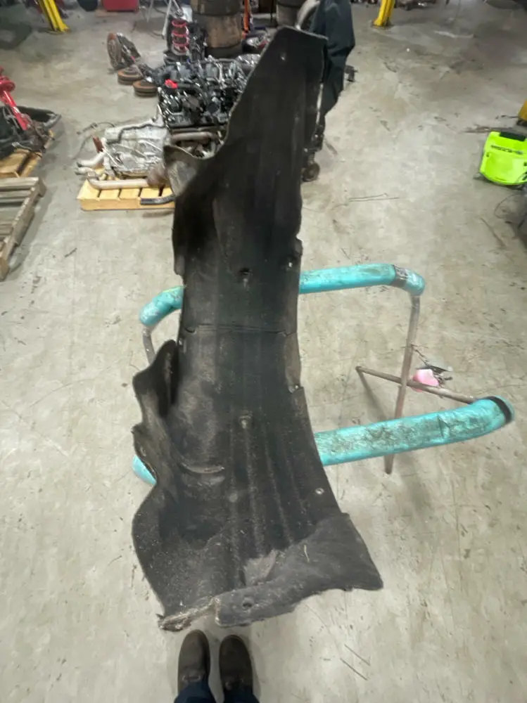 2015-17 Ford Mustang Gt Rear Passenger Rh Wheel Well 224 1