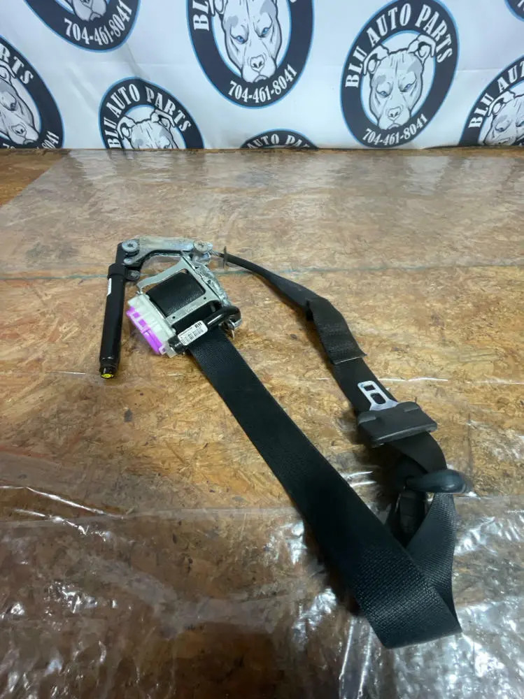 2015-17 Ford Mustang Gt Passenger Front Rh Seat Belt 224 1