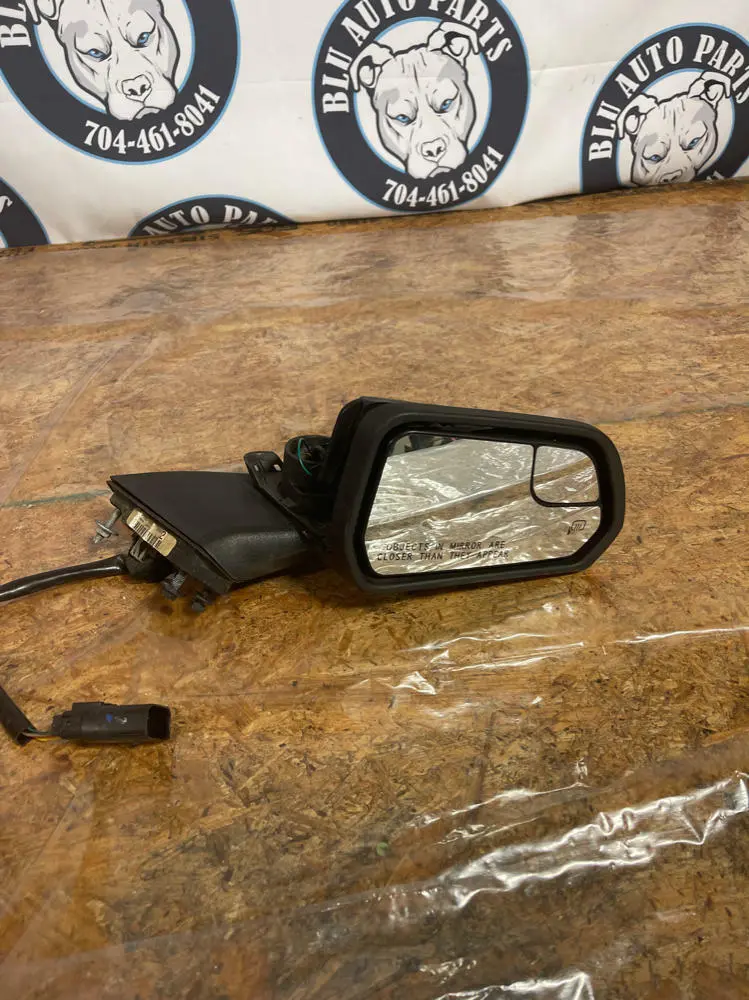 2015-17 Ford Mustang Gt Rh Side View Mirror (Code G1)- Heated, Puddle 224 1