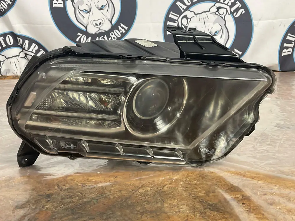 2011-14 Ford Mustang Rh Passenger Oem Headlight 231 1