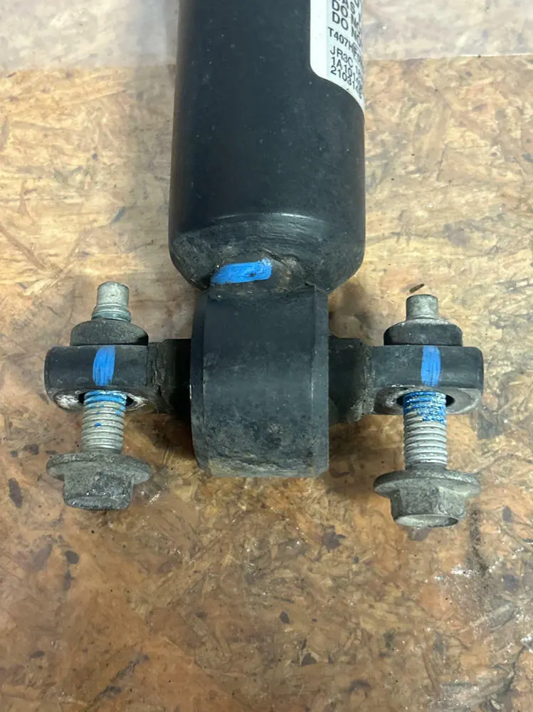 2015-23 Ford Mustang Gt Rear Shock Right 254 2