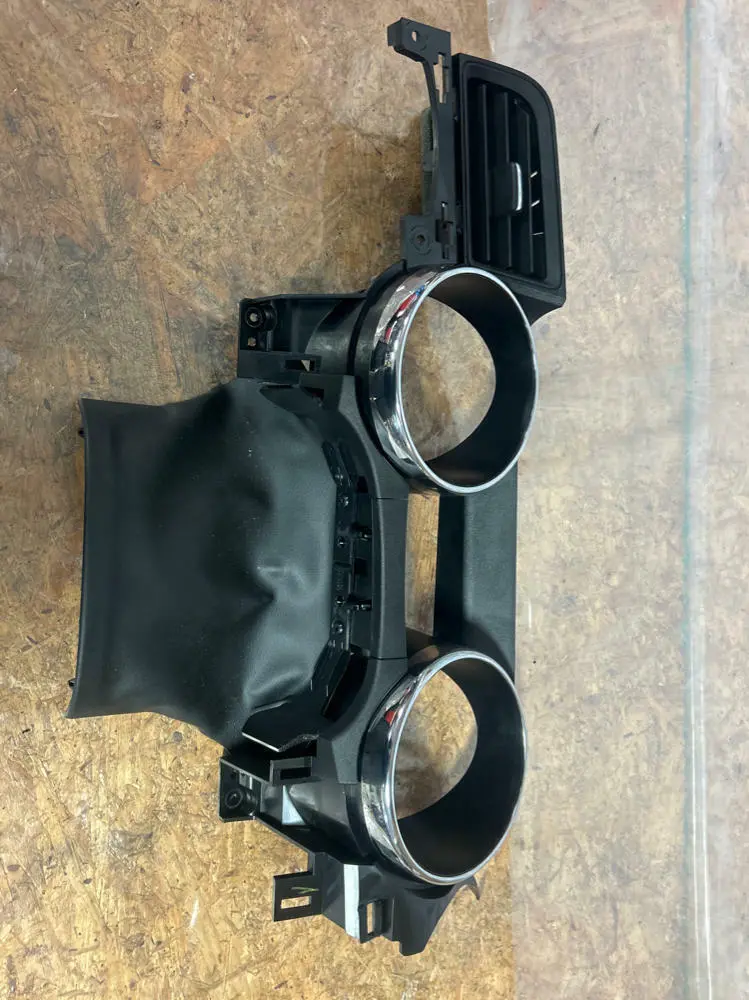 2015-17 Ford Mustang Gt Cluster Bezel 1