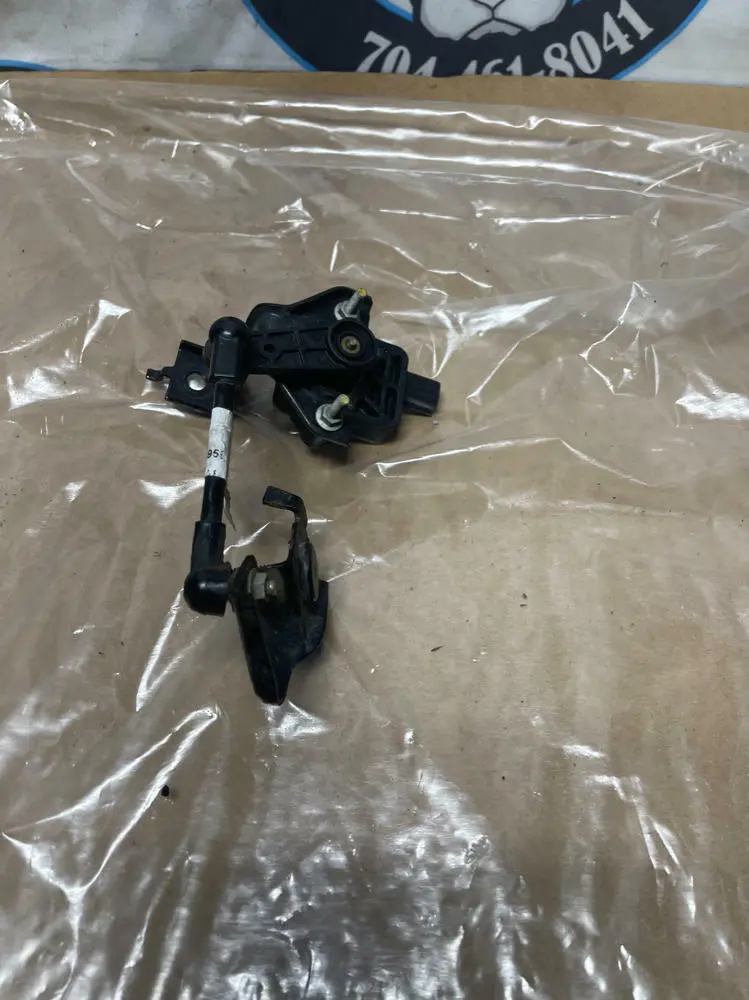 2018-23 Ford Mustang Front Passenger Rh Magna Ride Actuator 244 1