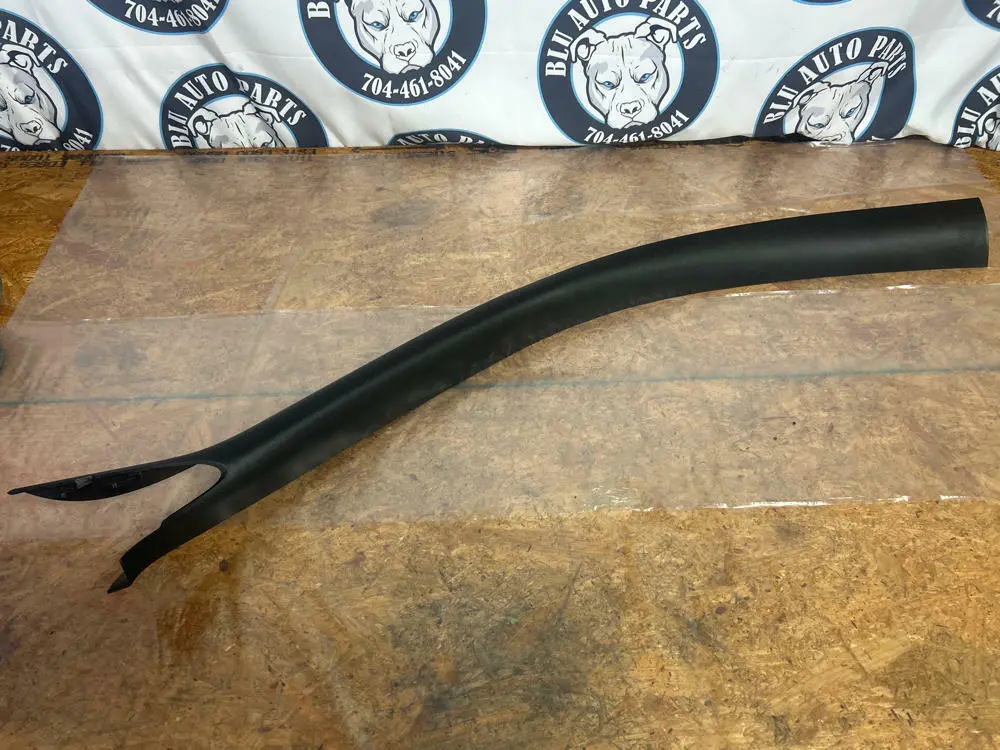 2011-14 Ford Mustang Passenger Rh Interior A-Pillar 239 1