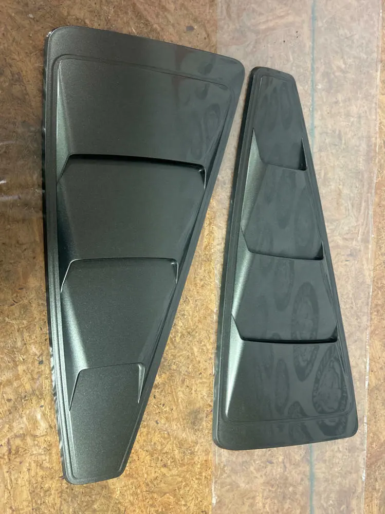 2013-14 Ford Mustang 1/4 Window Louveers (Code Uj) 239 1