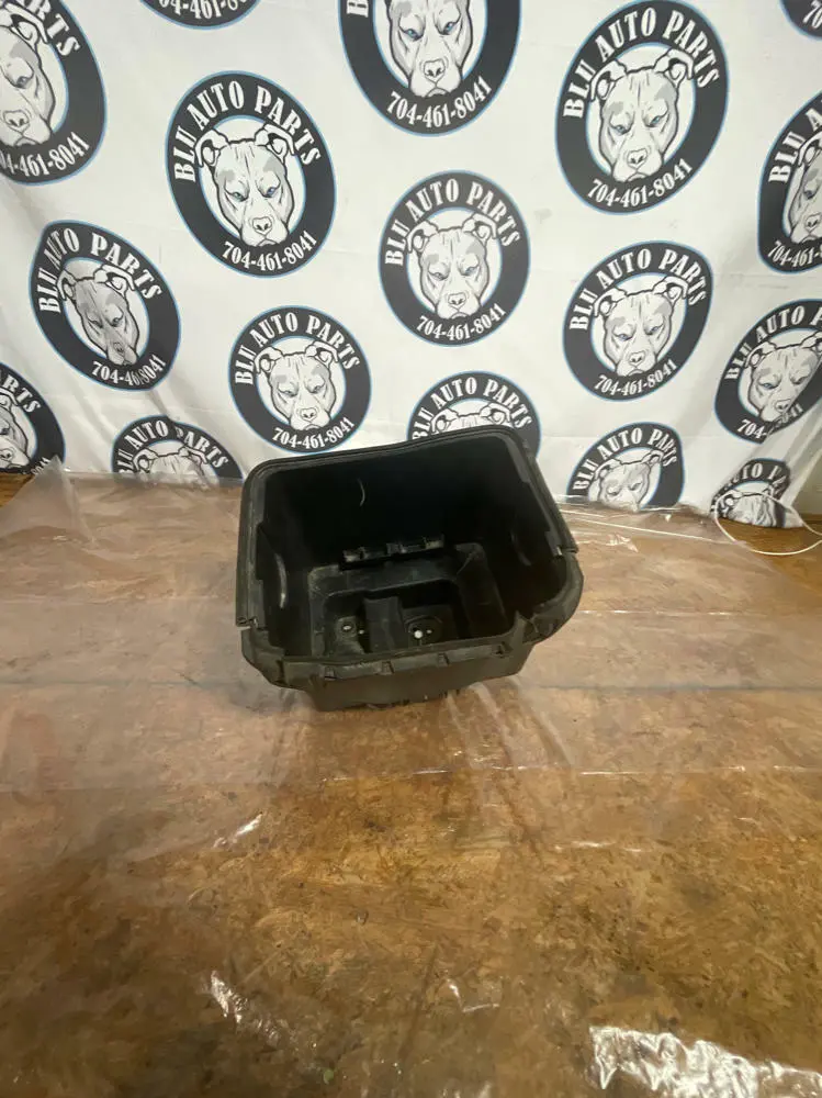 2015-17 Ford Mustang Battery Box 256 1