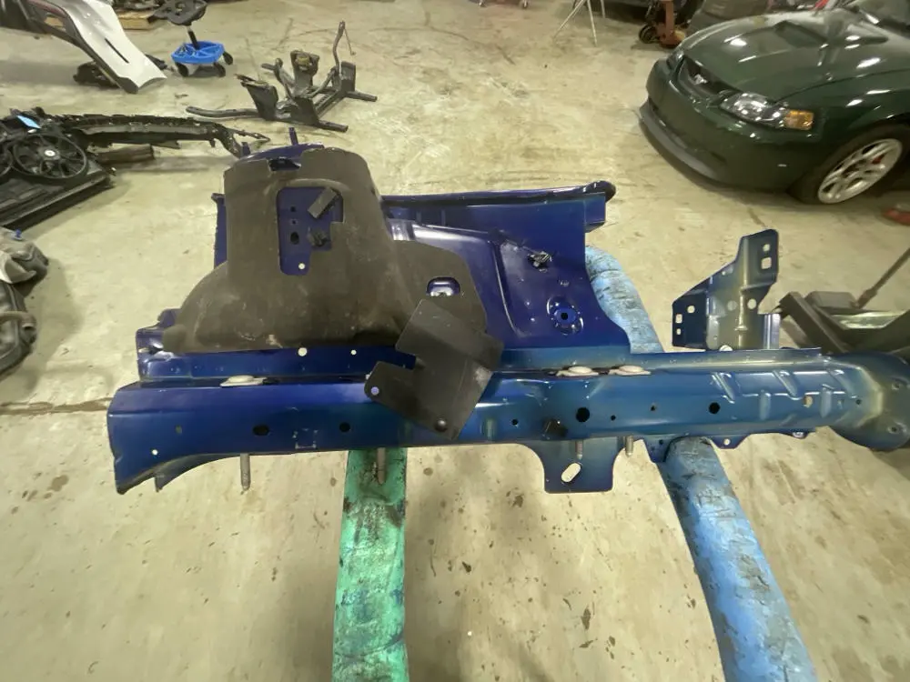 2015-17 Ford Mustang Front Lh Frame Rail Clip (Code J4) 256 1