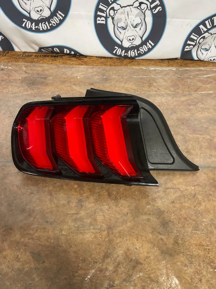 2015-23Ford Mustang Gt Lh Tail Light 236 1