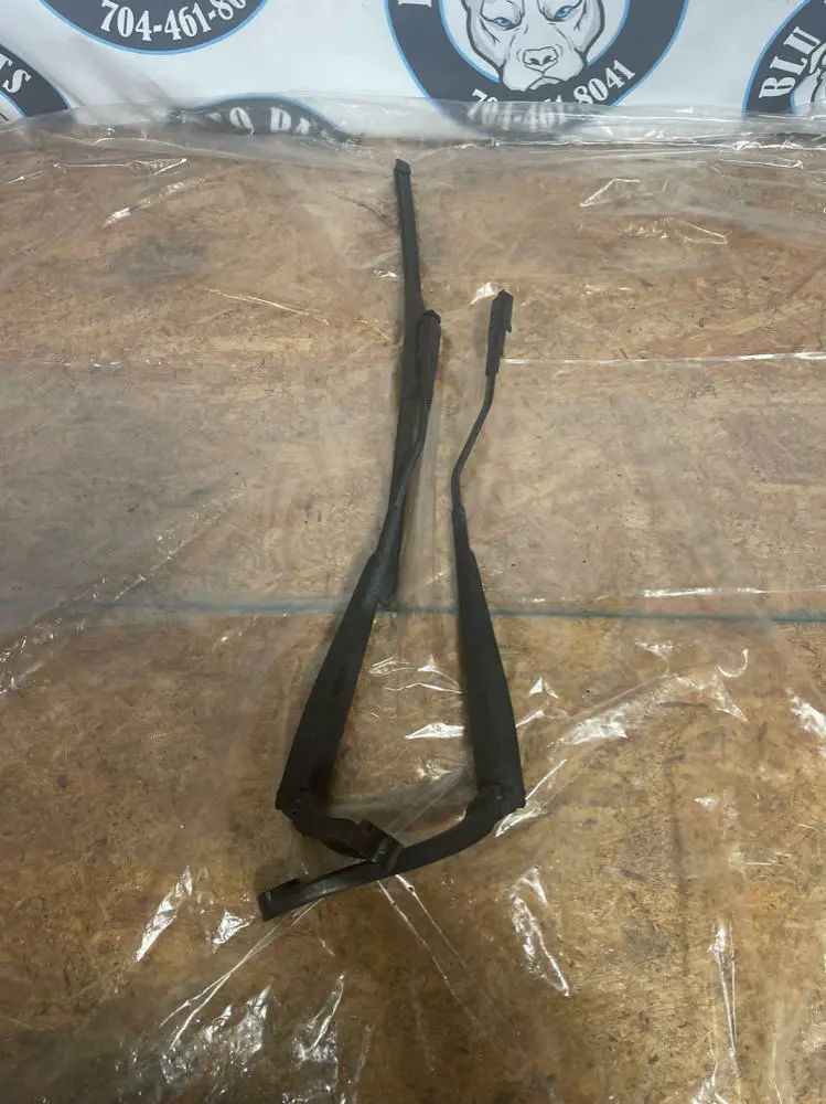 2015-17 Ford Mustang Wiper Arms Pair Lh Rh 248 1