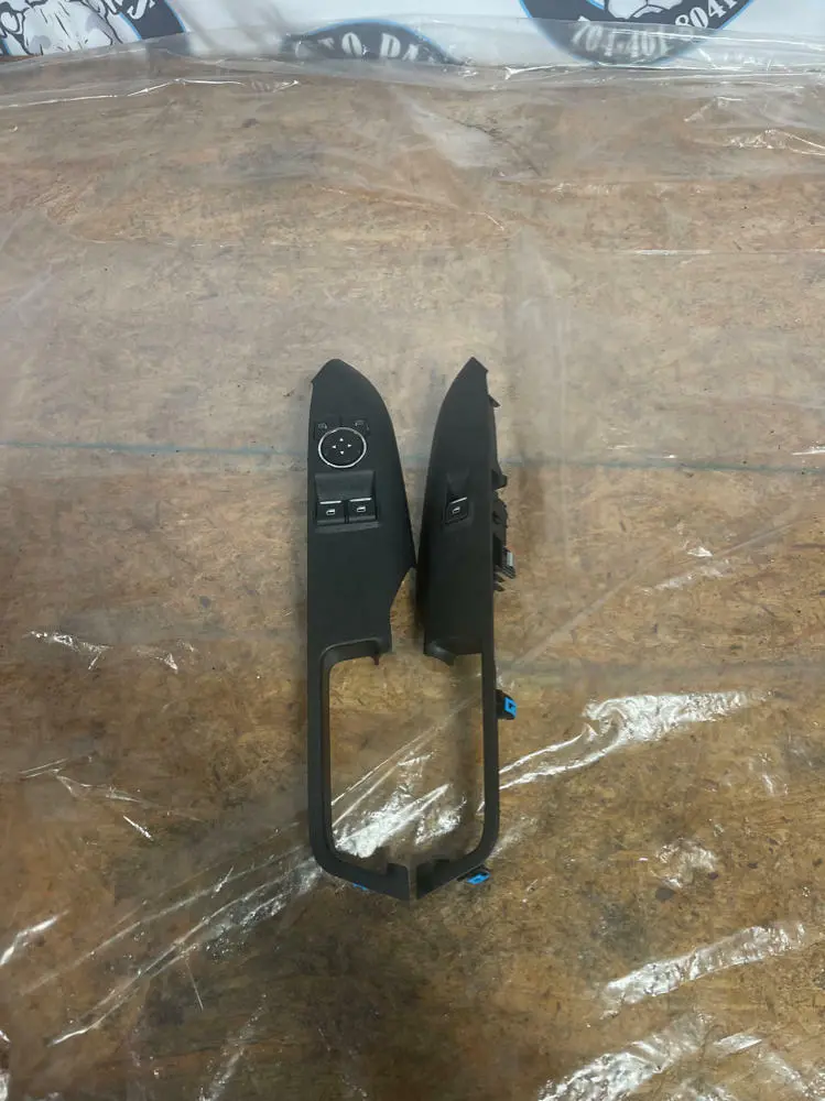 2015-17 Ford Mustang Door  Window Switches & Bezels Panels 248 1
